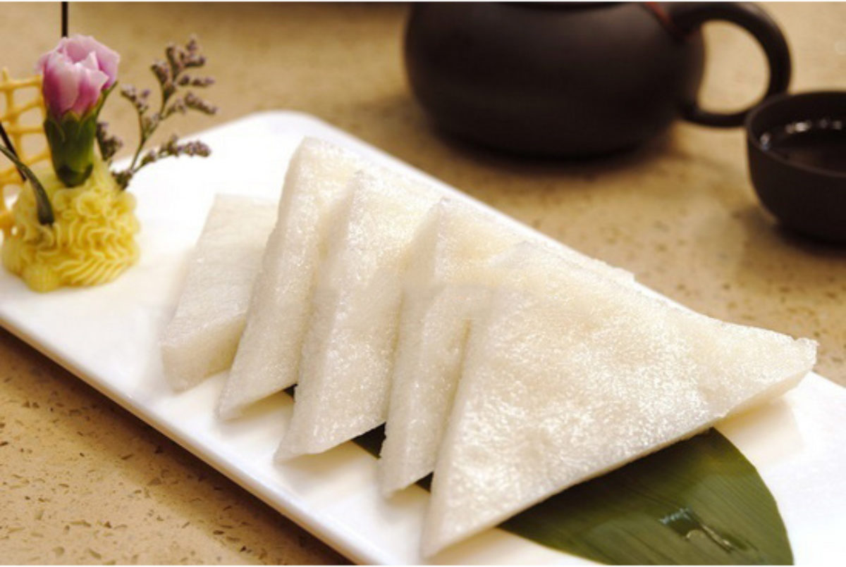 Sticky Rice Cake with Red Bean Paste - China Sichuan Food