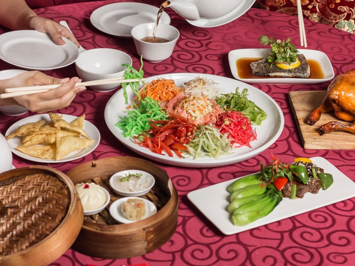 what are the three dishes cooked in gourmet ranch chinese new year?